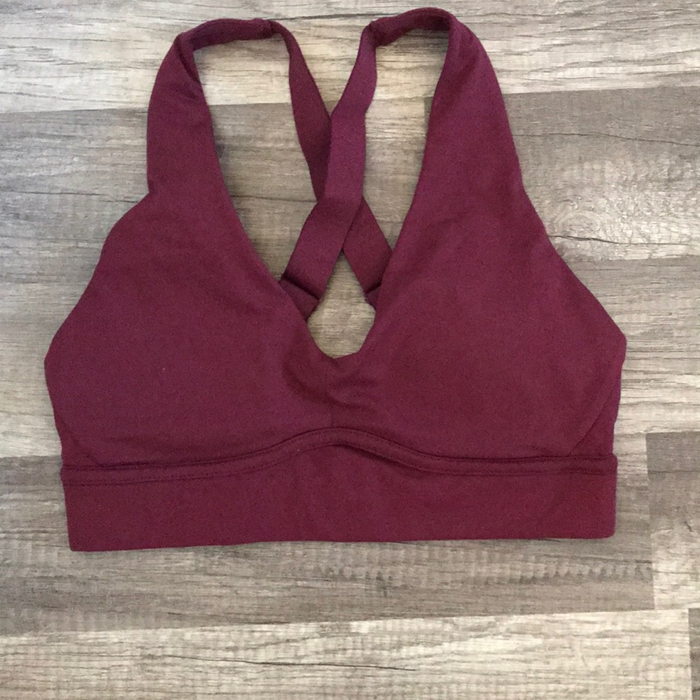 Fabletics Sports Bra - Picture 4 of 10